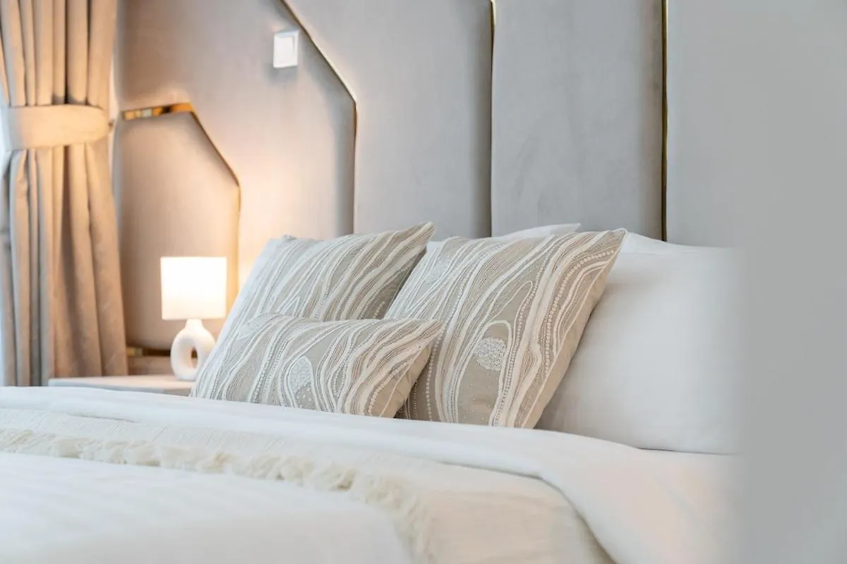 3Br Apartment In The Heart Of Dubai Marina
