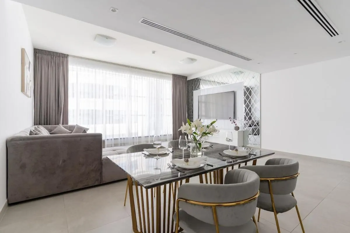 3Br Apartment In The Heart Of Dubai Marina United Arab Emirates